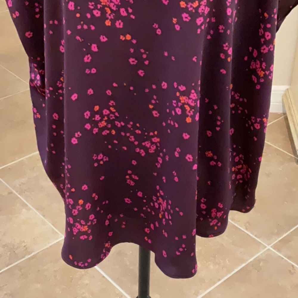 Ann Taylor blouse, wine with pink/orange/black floral design, size XL - Picture 5 of 8